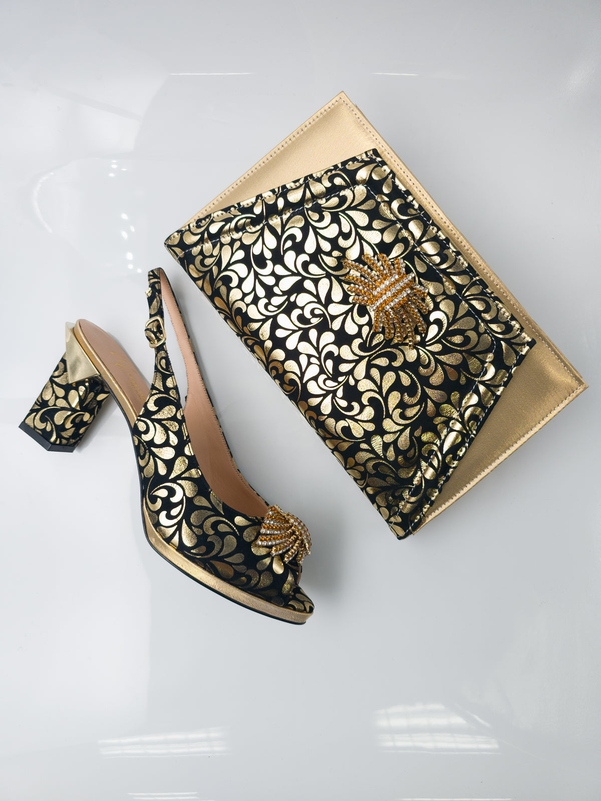 Gold/Black Bloom High