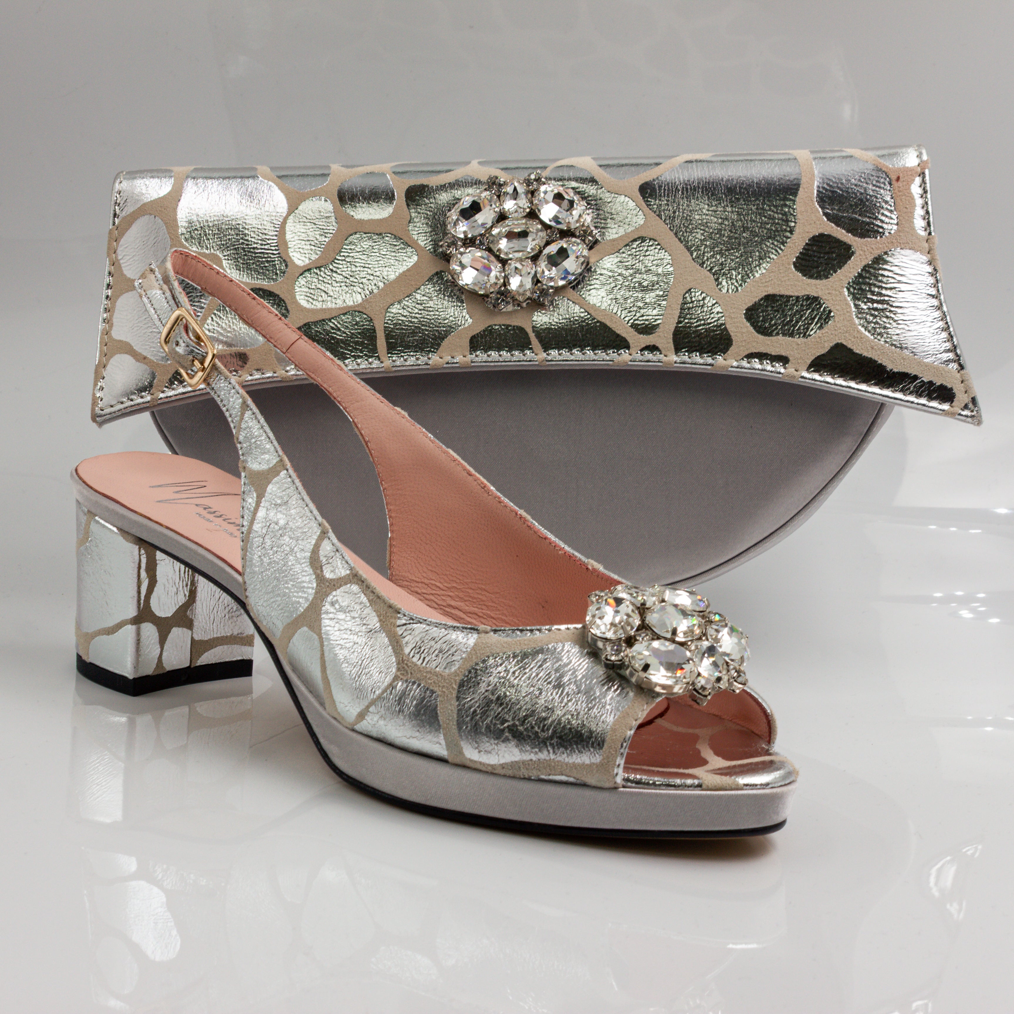 Silver Webbed Leather Set