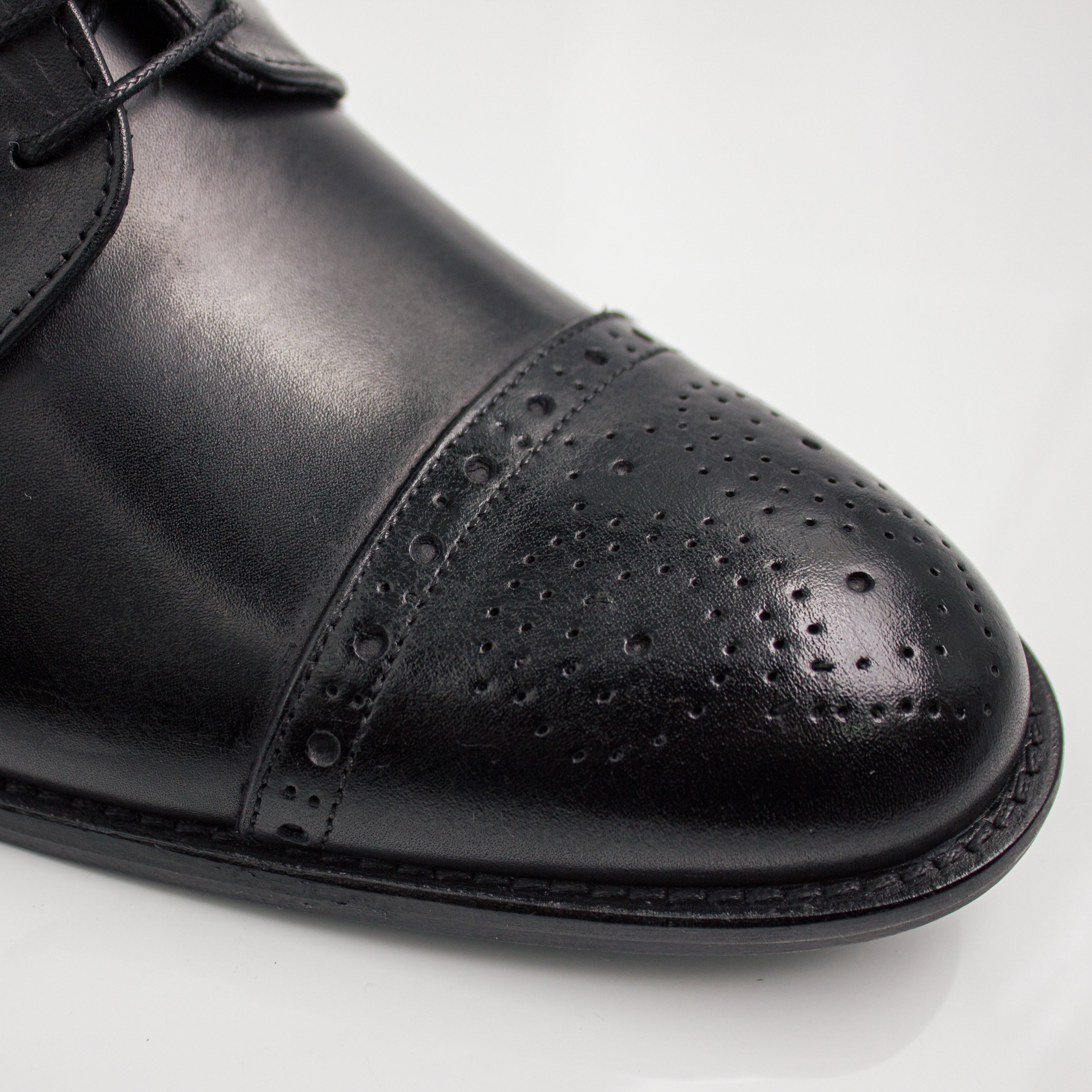 Black Brogue Cap-Toe Derby Office Shoes