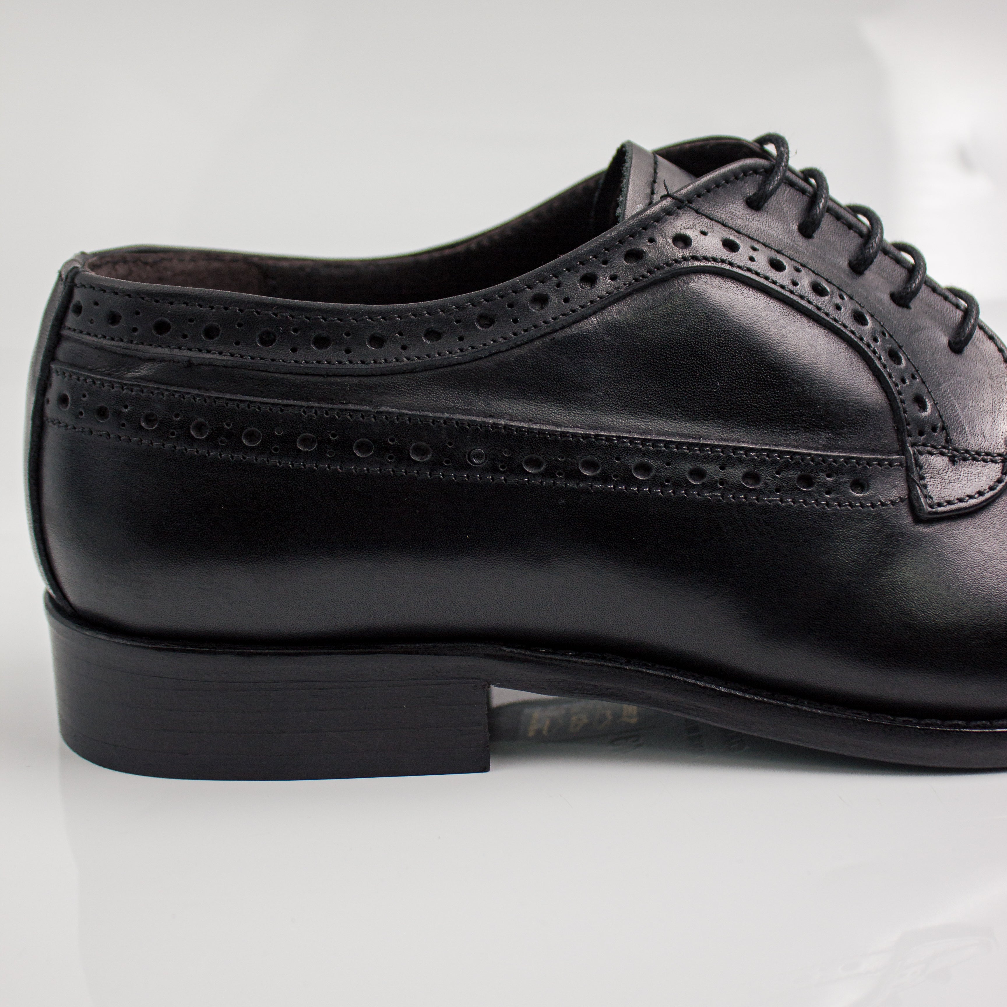 Black Brogue Cap-Toe Derby Office Shoes