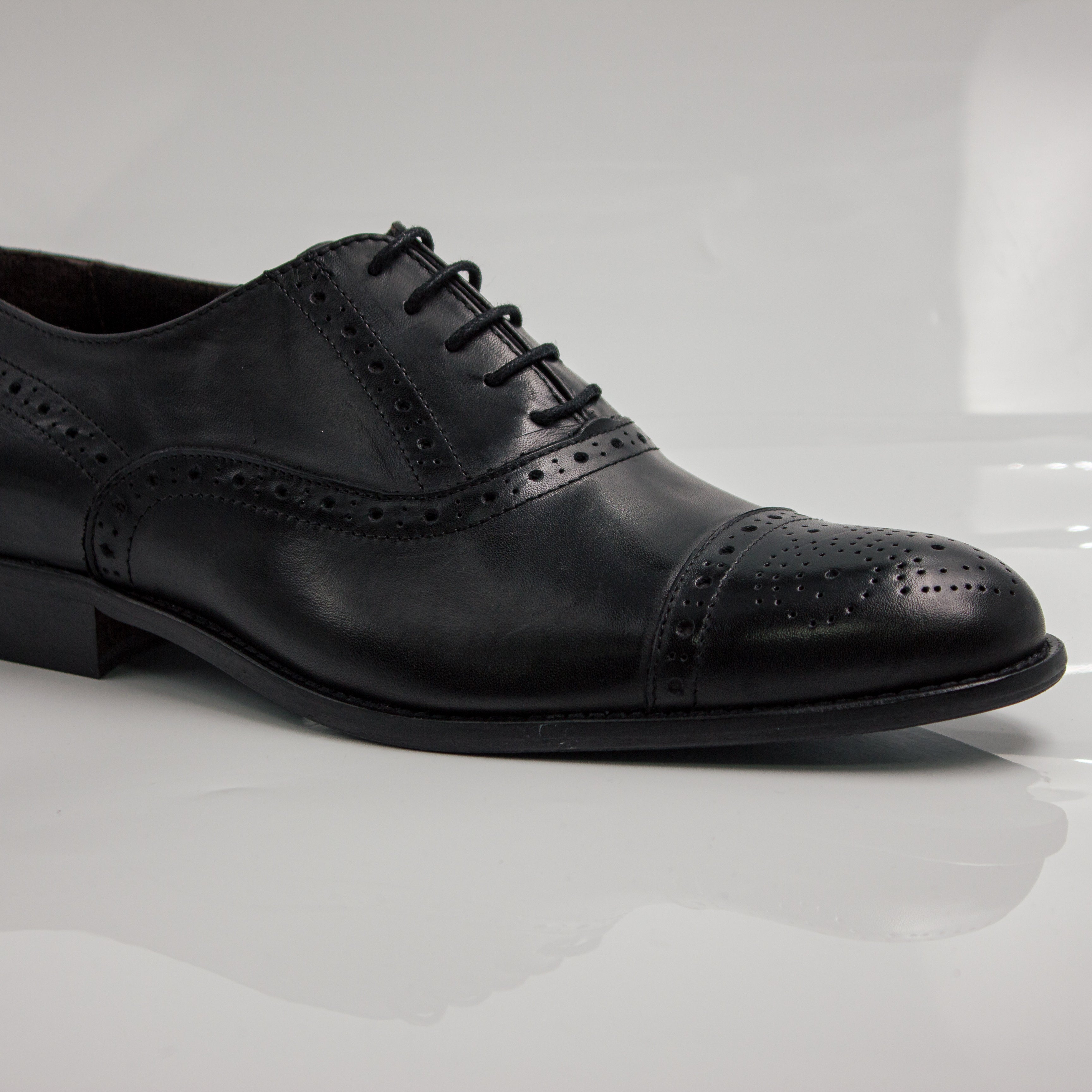 Black Brogue Cap-Toe Oxfords Office Shoes