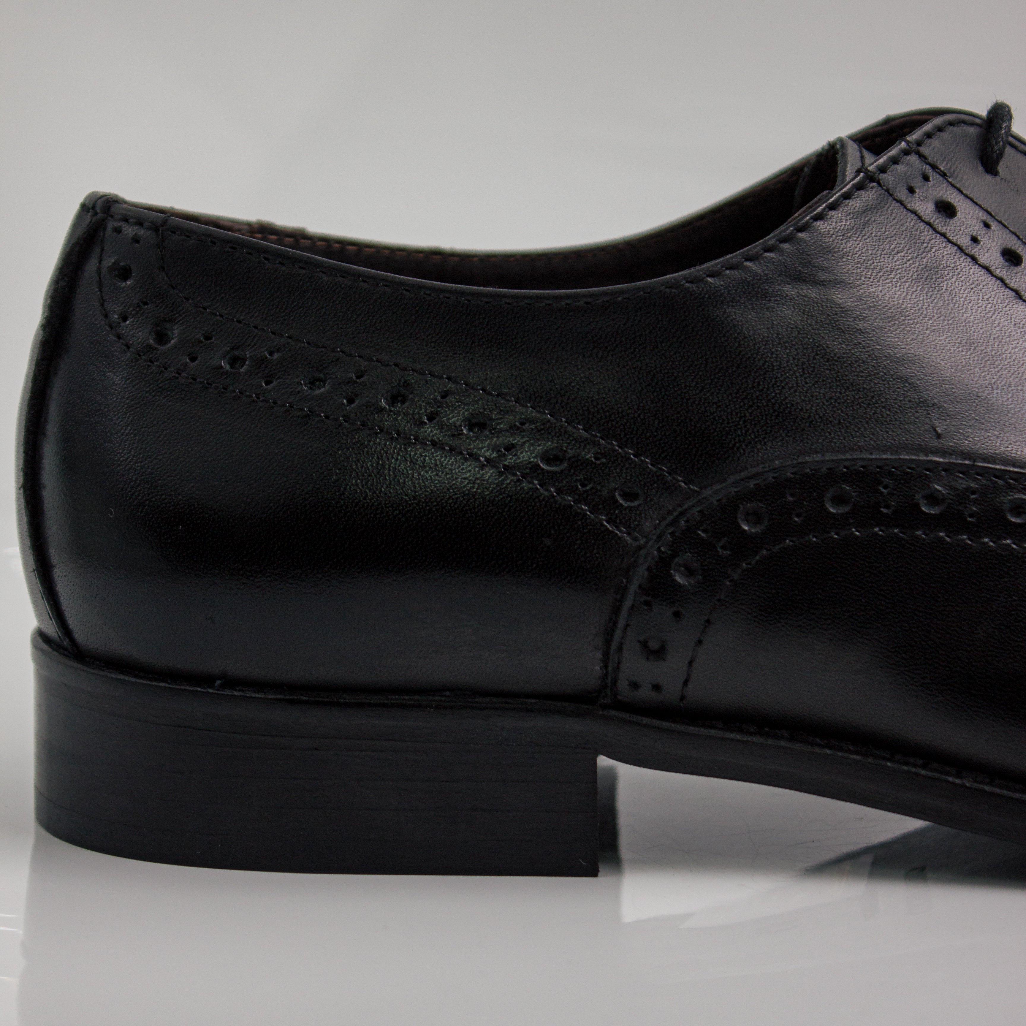 Black Brogue Cap-Toe Oxfords Office Shoes