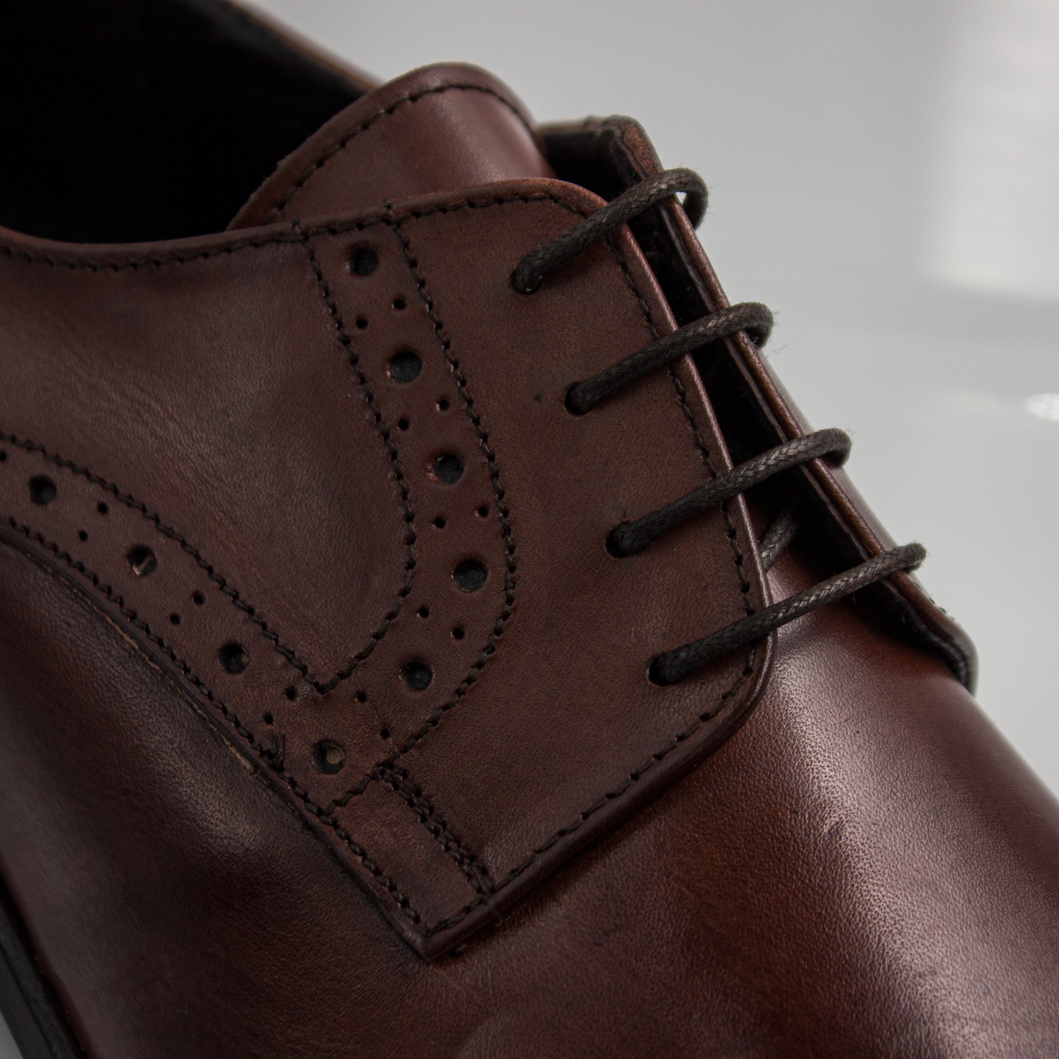 Brown Brogue Pointed Cap-Toe Derby Office Shoes