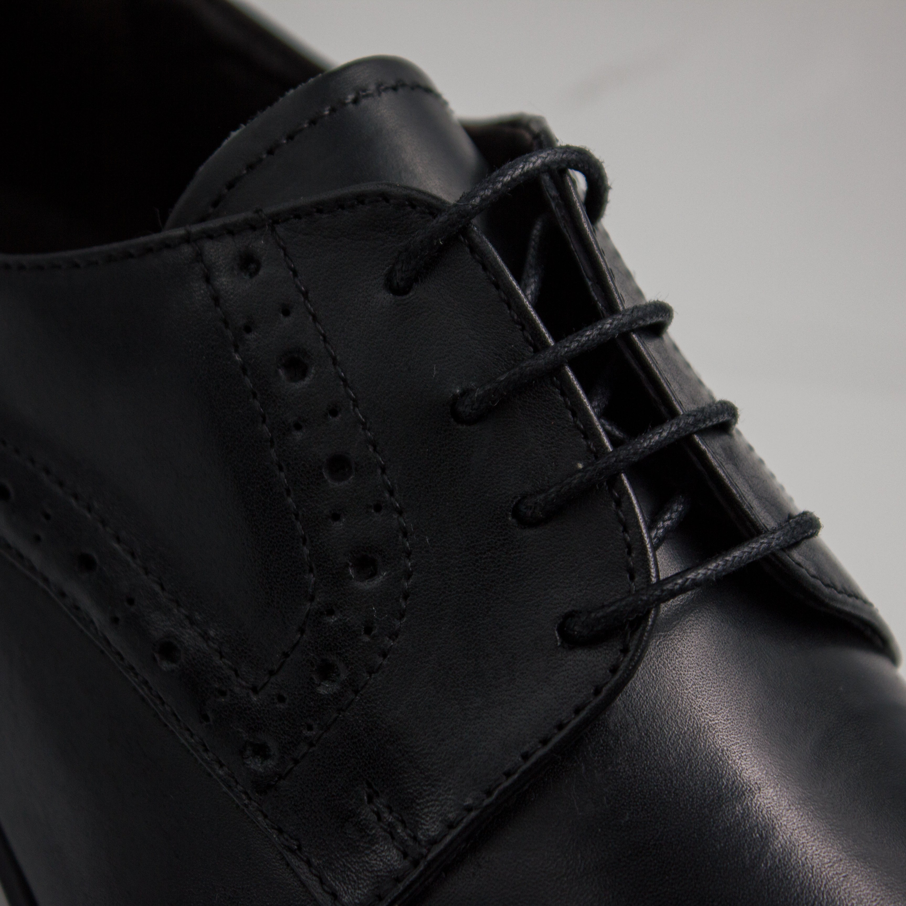 Black Brogue Pointed Cap-Toe Derby Office Shoes (Single Sole)