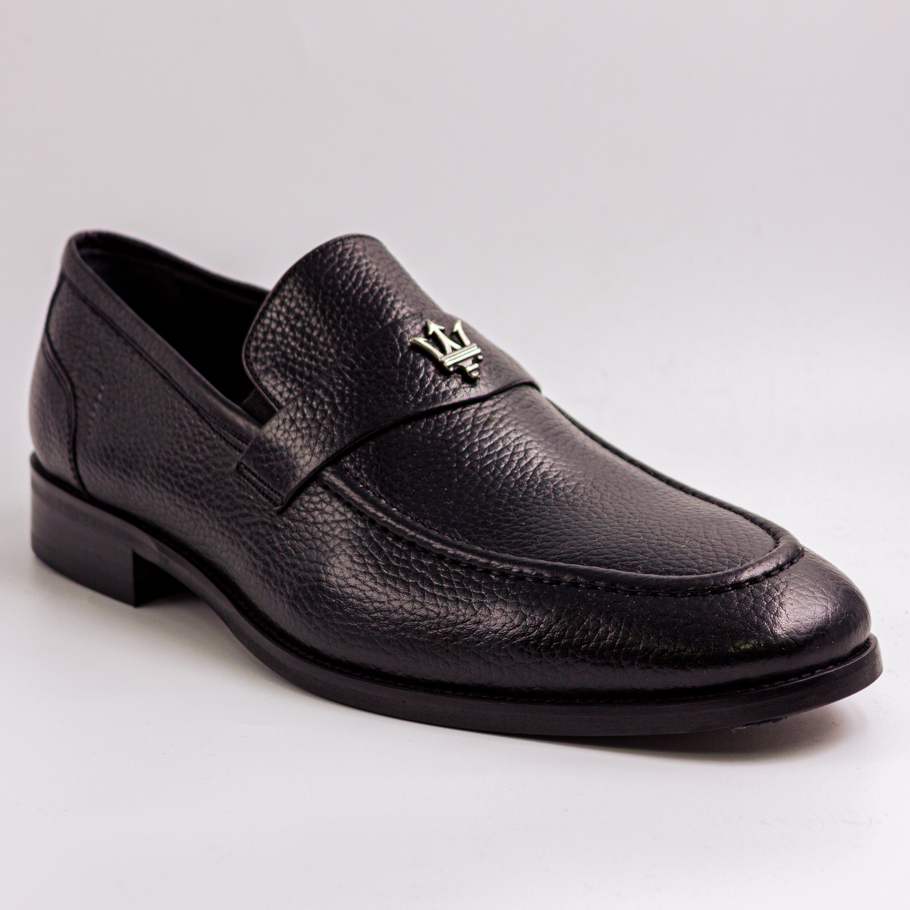 Black Sterling Pebble Bit Loafer