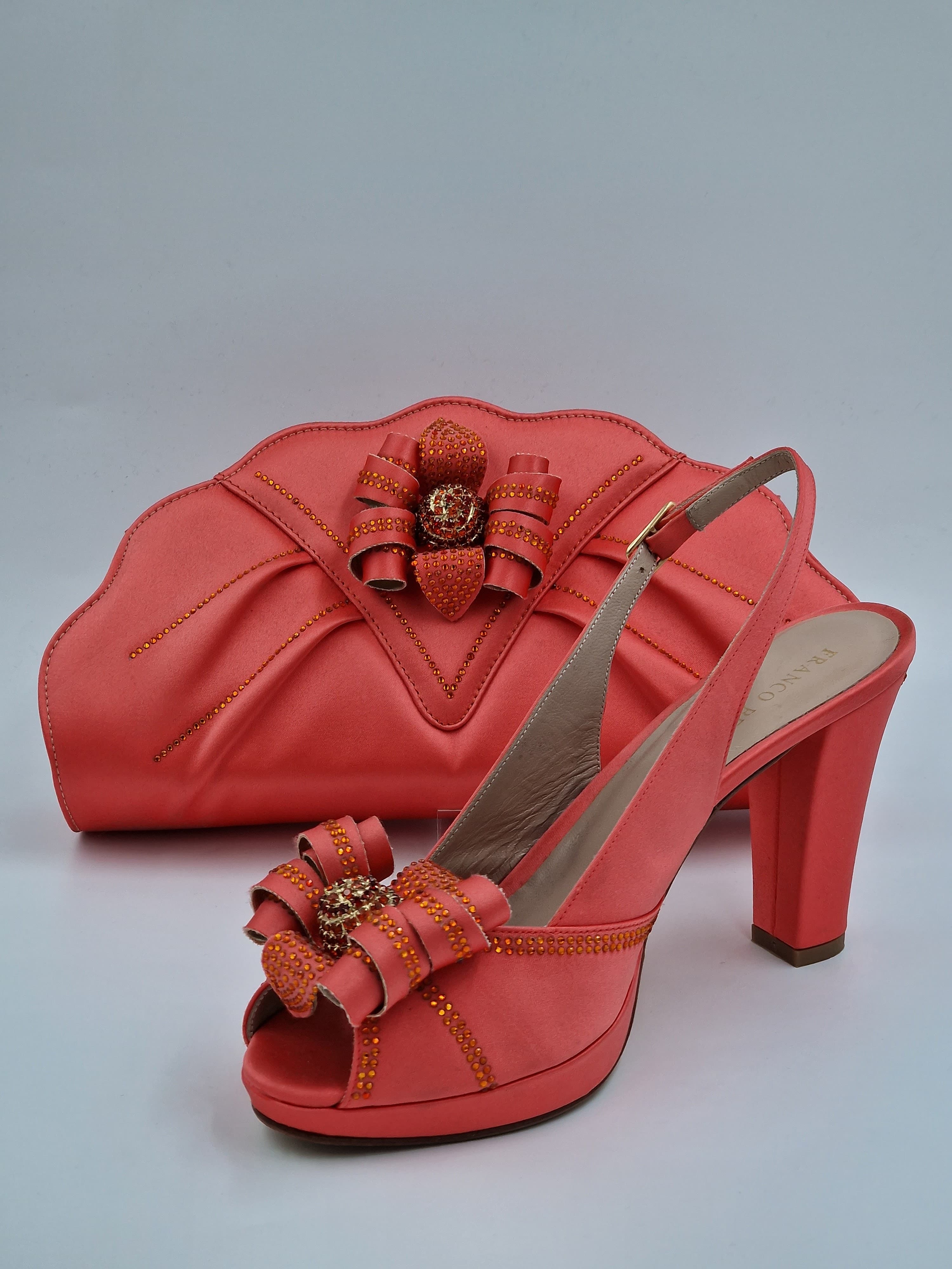 Coral Flower Stoned Set