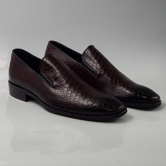 Burgundy Patent Scaled Shoes