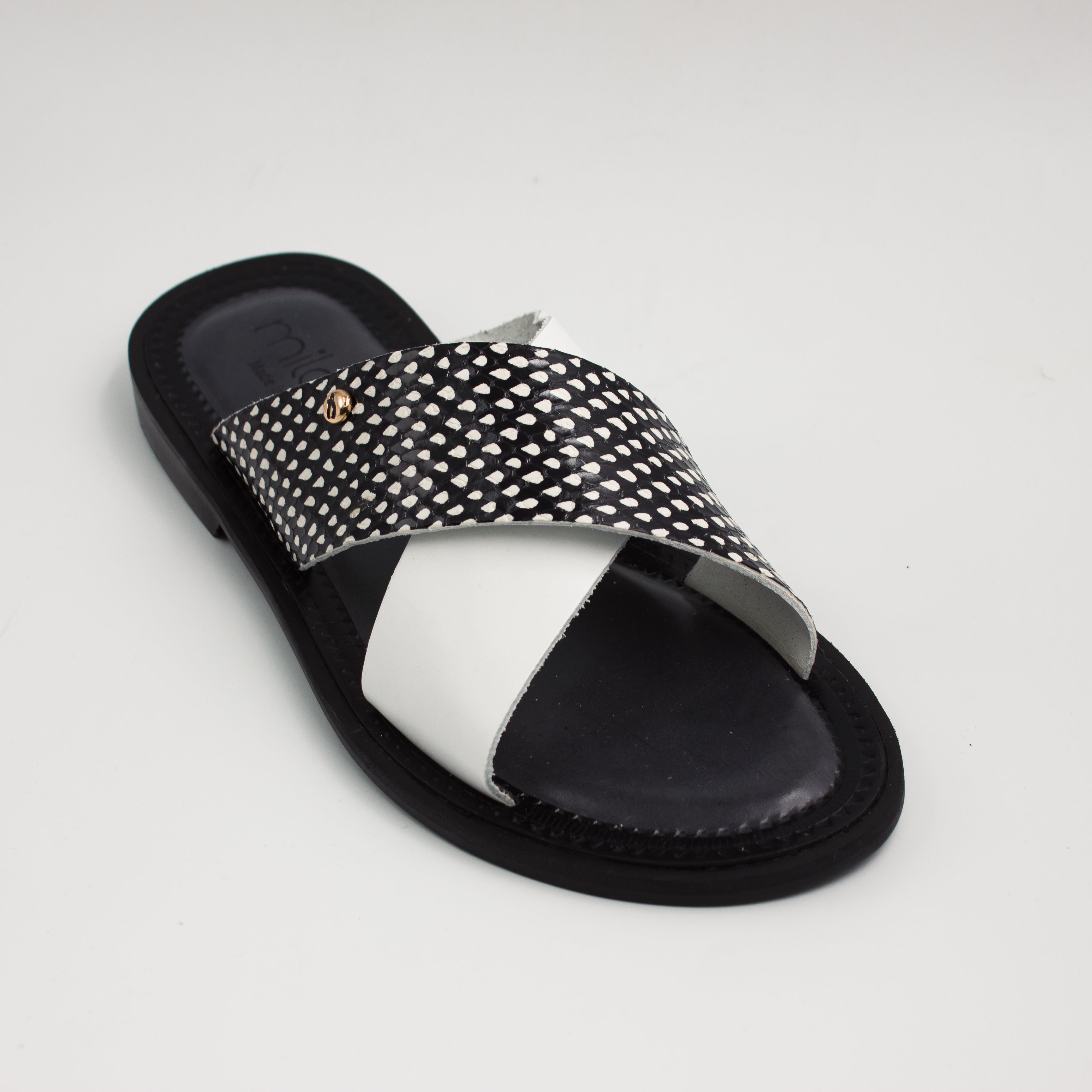 White/Black Speckled Scale Slide