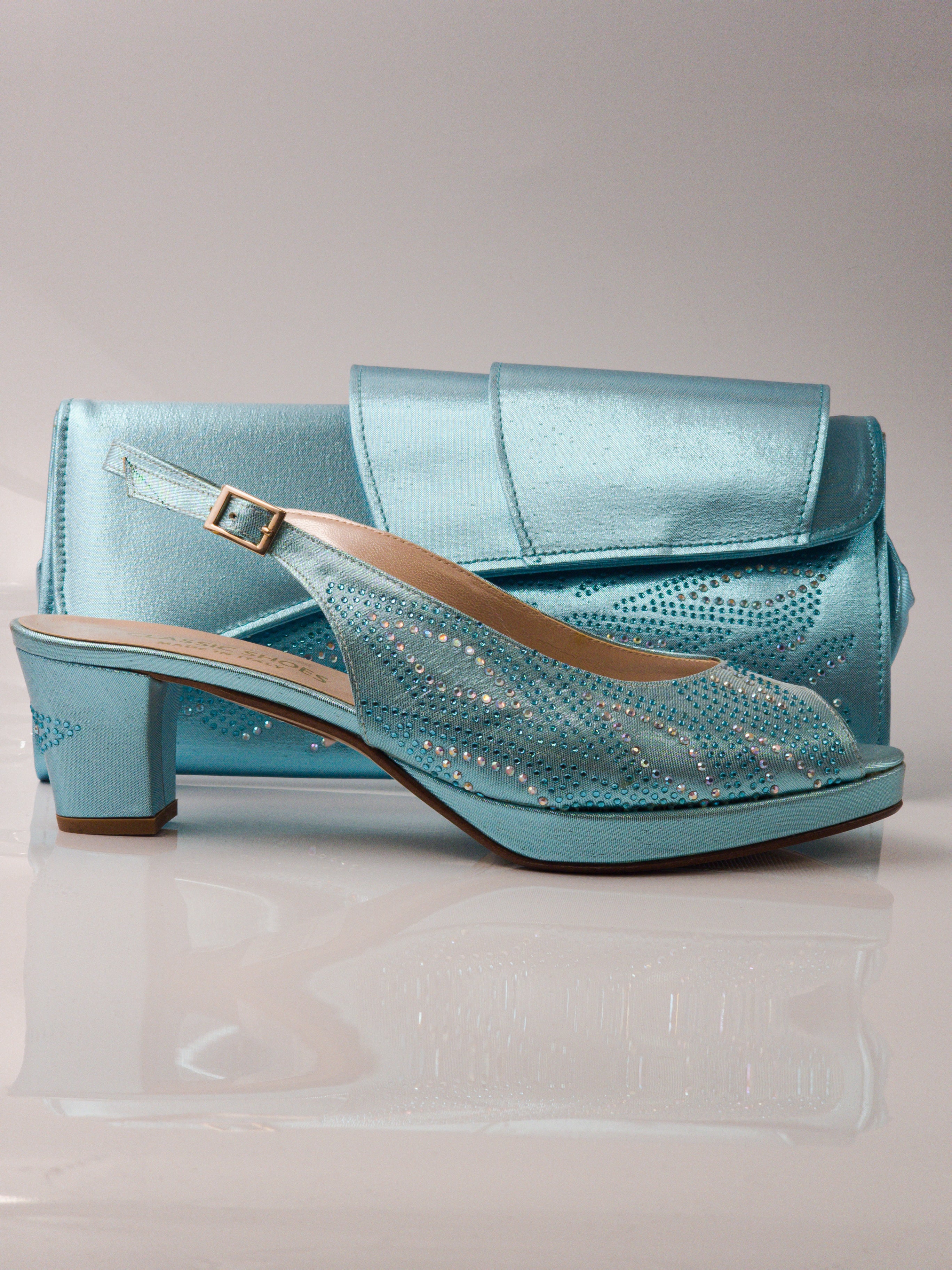 Sky Blue Stone Diamond Set